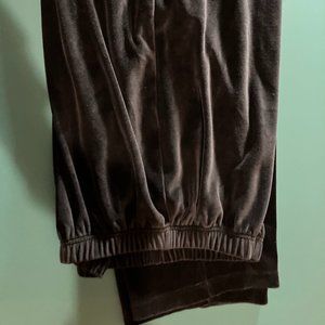387 Black velvet  slacks - elastic waist